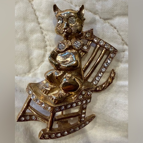 1928 Jewelry - 1928 Gold Tone Cat Brooch on Rocking Chair w/ Rhinestones